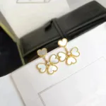 [Eternal Jewelry]CLOVER SWEET WHITE MOP EARRINGS - Image 4
