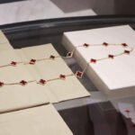 [Eternal Jewelry]CLOVER 20 MOTIFS CARNELIAN NECKLACE - Image 3