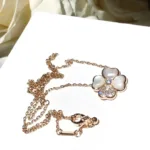 [Eternal Jewelry]CLOVER MOP DIAMOND ROSE GOLD NECKLACE - Image 2