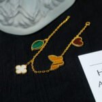 [Eternal Jewelry]LUCKY SPRING 5 MOTIF GOLD BRACELET - Image 3