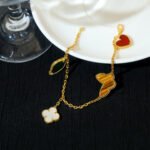 [Eternal Jewelry]LUCKY SPRING 5 MOTIF GOLD BRACELET - Image 4