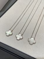 [Eternal Jewelry]CLOVER MEDIUM SILVER WHITE MOP NECKLACE - Image 6