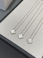[Eternal Jewelry]CLOVER MEDIUM SILVER WHITE MOP NECKLACE - Image 8