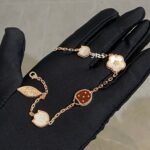 [Eternal Jewelry]LUCKY SPRING 5 MOTIF BRACELET - Image 3