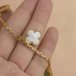 [Eternal Jewelry]LUCKY SPRING 5 MOTIF GOLD BRACELET - Image 11