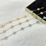[Eternal Jewelry]CLOVER 6 MOTIF DIAMOND BRACELET - Image 2