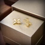 [Eternal Jewelry]JEUX DE WHITE MOP GOLD DIAMOND EARRINGS - Image 5