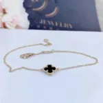 [Eternal Jewelry]CLOVER ONYX SINGLE FLOWER BRACELET - Image 4