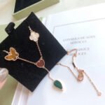 [Eternal Jewelry]LUCKY SPRING 4 MOTIFS ROSE GOLD NECKLACE - Image 2