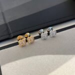 [Eternal Jewelry]CLOVER MINI DIAMOND STUD EARRINGS - Image 3