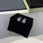 [Eternal Jewelry]CLOVER MINI DIAMOND STUD EARRINGS - Image 8