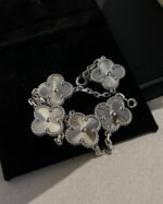[Eternal Jewelry]CLOVER SILVER 5 MOTIFS BRACELET - Image 6